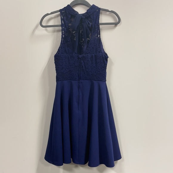 Navy blue dress. - Picture 2 of 3